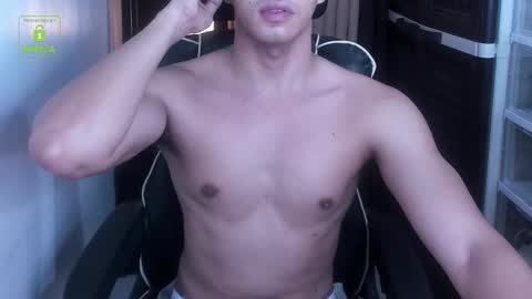 Snapshot of crazyasiancum chatting on 09.13.25 Zion online show from 09.13.25