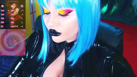 Roxy online show from 10.28.25