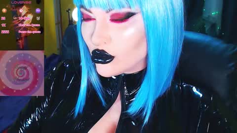 Roxy online show from 11.04.25