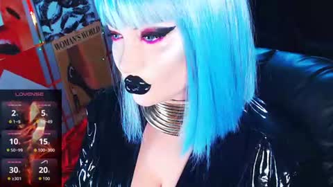 Snapshot of crazypinkyball chatting on 07.05.26 Roxy online show from 07.05.26