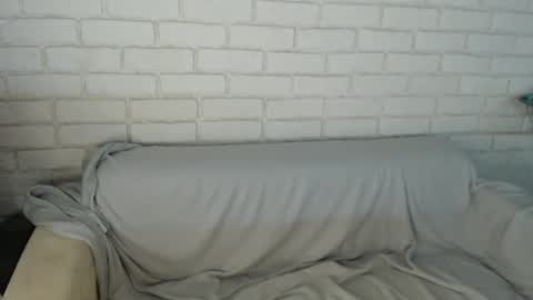 Crazyy Girl  online show from 03.12.25