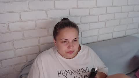 Crazyy Girl  online show from 09.22.25