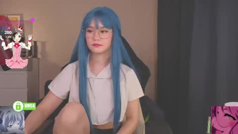 Snapshot of creammeow chatting on 05.08.26 Alina online show from 05.08.26