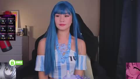 Snapshot of creammeow chatting on 07.20.26 Alina online show from 07.20.26