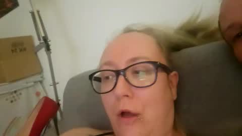 creamybiscuits12 online show from 03.15.26