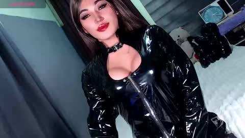 Snapshot of creamycum_celinexxx chatting on 10.03.25 Celine online show from 10.03.25