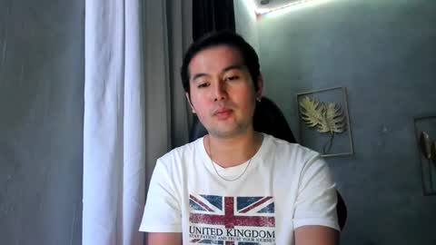 BareCreamyCum online show from 01.04.25