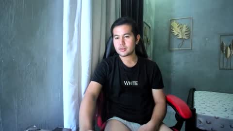BareCreamyCum online show from 01.06.25