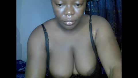 Snapshot of creamypussyxx chatting on 05.18.26 creamypussyxx online show from 05.18.26