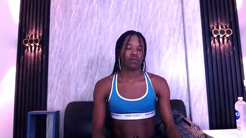 CriisBrown  online show from 12.03.25