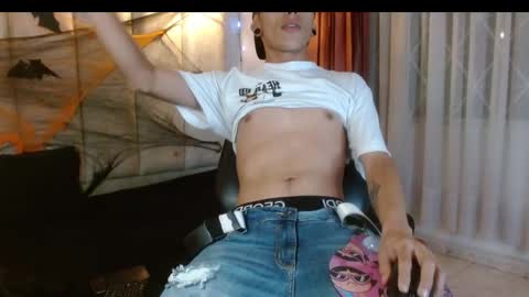 criiscs online show from 10.28.25