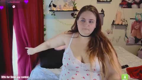 Crimson Rose online show from 02.20.26