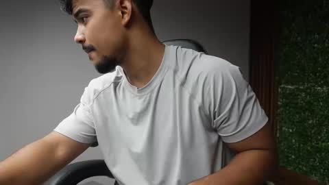 Crimson heart online show from 12.19.25