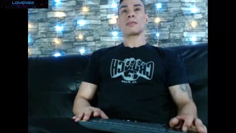 Cris online show from 10.14.25