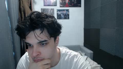 Snapshot of cris_peace chatting on 03.17.26 JOIN IN A FAN CLUB AND YOU WILL HAVE 90 OF MY PHOTOVIDEO FREE FANSLY - online show from 03.17.26