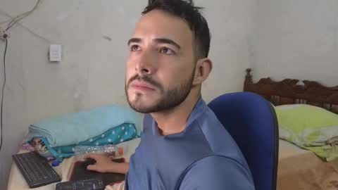 Snapshot of cris_simons chatting on 12.04.24 cris_simons online show from 12.04.24