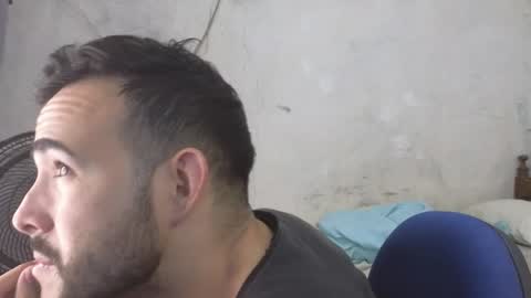 Snapshot of cris_simons chatting on 12.08.24 cris_simons online show from 12.08.24