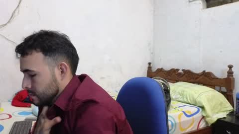 Snapshot of cris_simons chatting on 12.28.24 cris_simons online show from 12.28.24