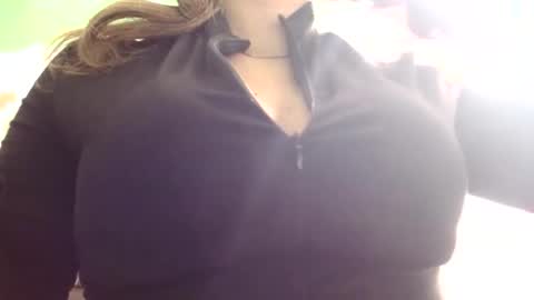crisshantall online show from 08.01.26
