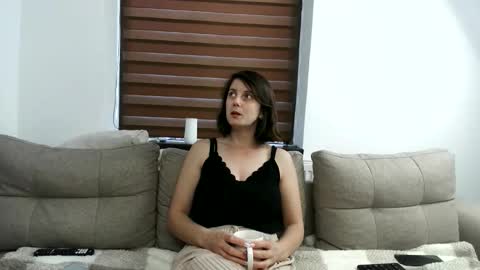 Snapshot of cristaelio chatting on 05.13.26 Crista-Elio online show from 05.13.26