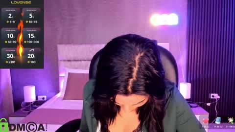 cristal__adams online show from 10.27.25