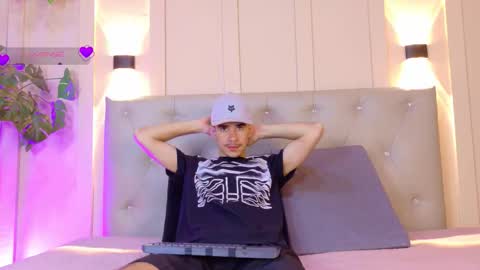 cristal_antoni online show from 02.20.26