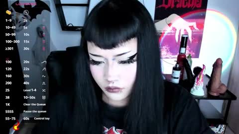 Cris online show from 10.29.25