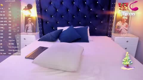 Snapshot of cristal_mason chatting on 12.13.24 Cristal online show from 12.13.24