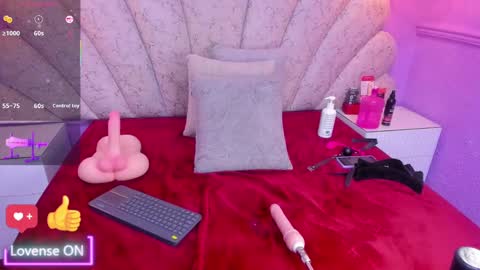 Snapshot of cristal_mason chatting on 01.23.25 Cristal online show from 01.23.25