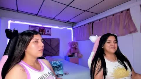 Snapshot of cristal_smith20 chatting on 04.24.26 cristal_smith20 online show from 04.24.26