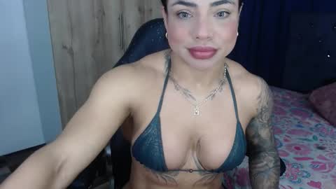 Snapshot of cristalbeautiful1 chatting on 05.09.26 Natalie online show from 05.09.26