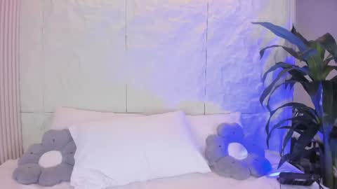 Snapshot of cristalcollinss chatting on 07.06.26 Cristal online show from 07.06.26