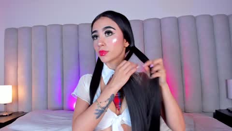 Nicole  Connection time 220pm-910pmCol online show from 12.30.24