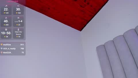 Nicole  Connection time 220pm-910pmCol online show from 01.11.25