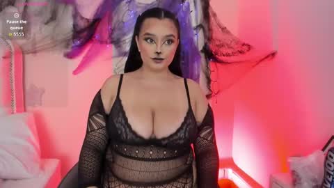 Cristal Cute  online show from 10.31.25