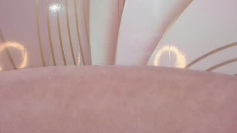  Independent Model online show from 01.19.25