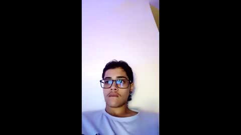 Snapshot of cristian_suarezz chatting on 01.06.25 online show from 01.06.25