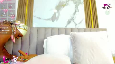 Cristina online show from 10.29.25