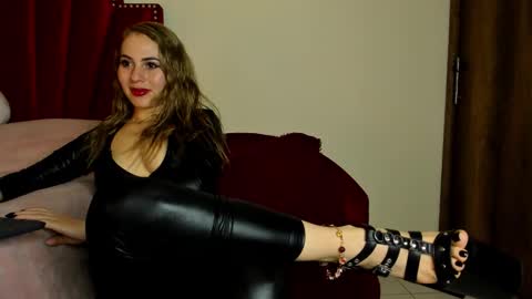 Snapshot of cristinsmith chatting on 02.04.26 Cristin online show from 02.04.26