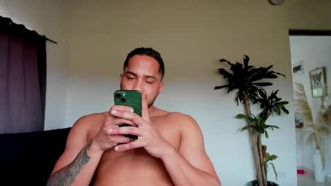 Snapshot of cristobal12cock chatting on 04.30.26 Cristian online show from 04.30.26
