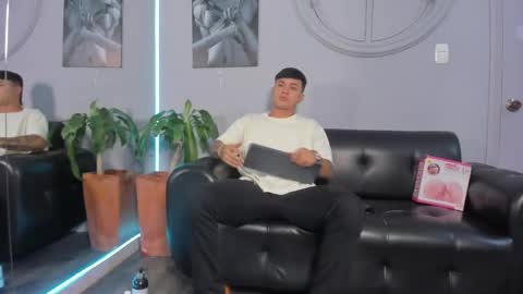 Cristopher online show from 01.24.25