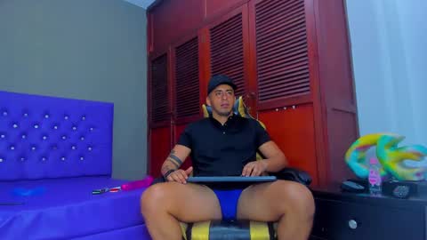 Snapshot of cristophertompson chatting on 01.14.25 Say me Cris online show from 01.14.25