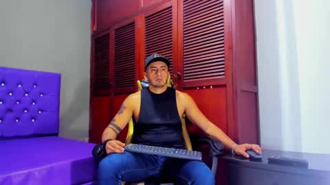 Snapshot of cristophertompson chatting on 01.19.25 Say me Cris online show from 01.19.25