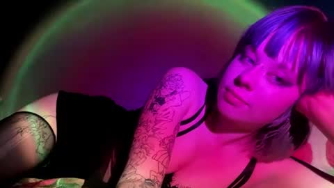 cristyynyy online show from 08.02.26