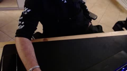 crocken_bisc online show from 12.19.25