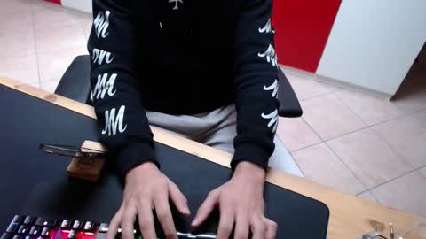 crocken_bisc online show from 03.05.26