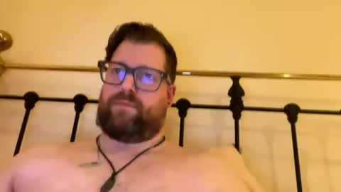 Snapshot of crouchendtiger chatting on 02.26.26 crouchendtiger online show from 02.26.26