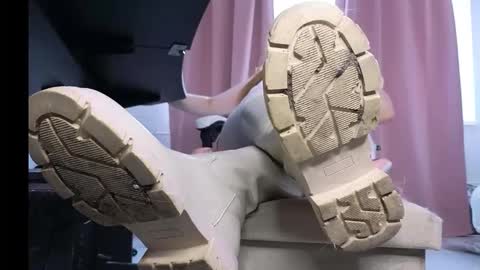 Cruel Siren online show from 03.02.26