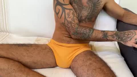 Snapshot of cruz_hunterxxx chatting on 06.14.26 cruz_hunterxxx online show from 06.14.26