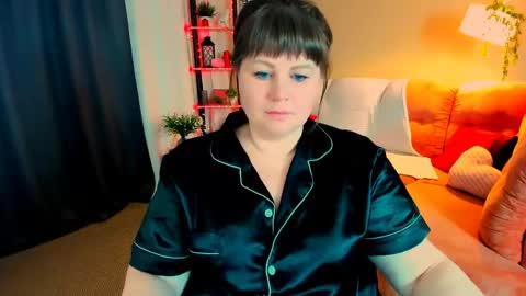 Snapshot of crystaalstaar chatting on 05.02.26 Anna online show from 05.02.26